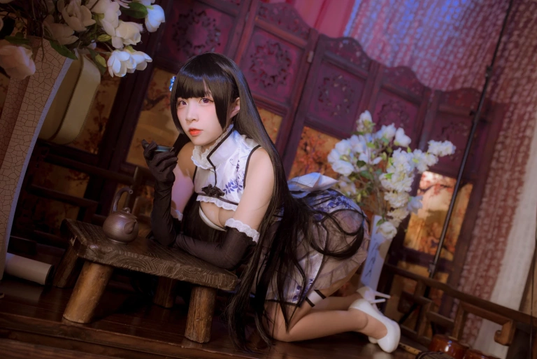 二佐Nisa《瓶儿》主题写真：20张全套美图