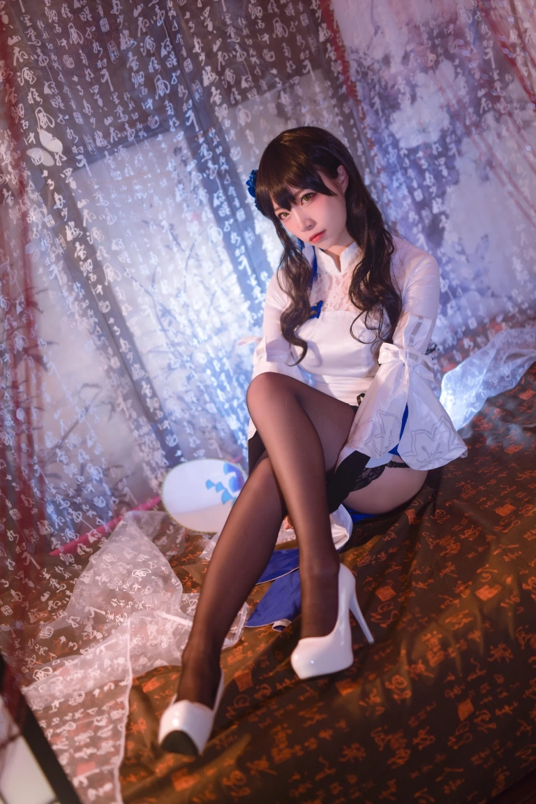 二佐Nisa《旗袍本 95式玉玲珑》主题写真：19张全套美图