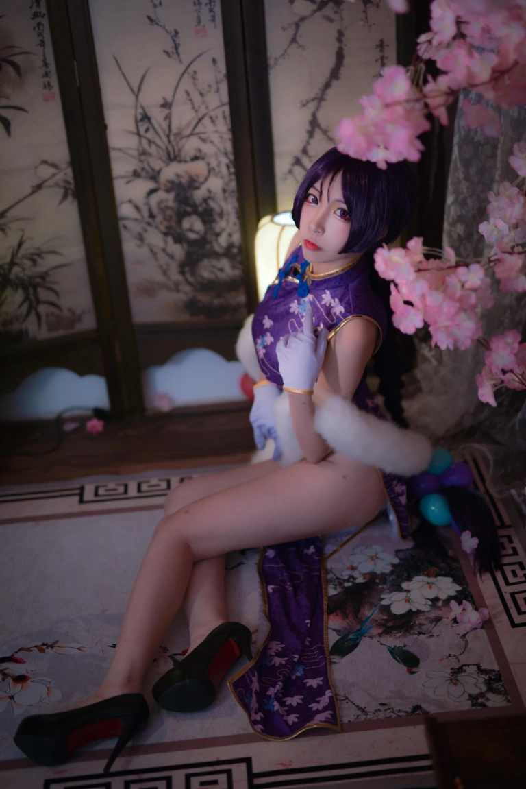 二佐Nisa《旗袍本 Fate奶光旗袍》主题写真：20张全套美图
