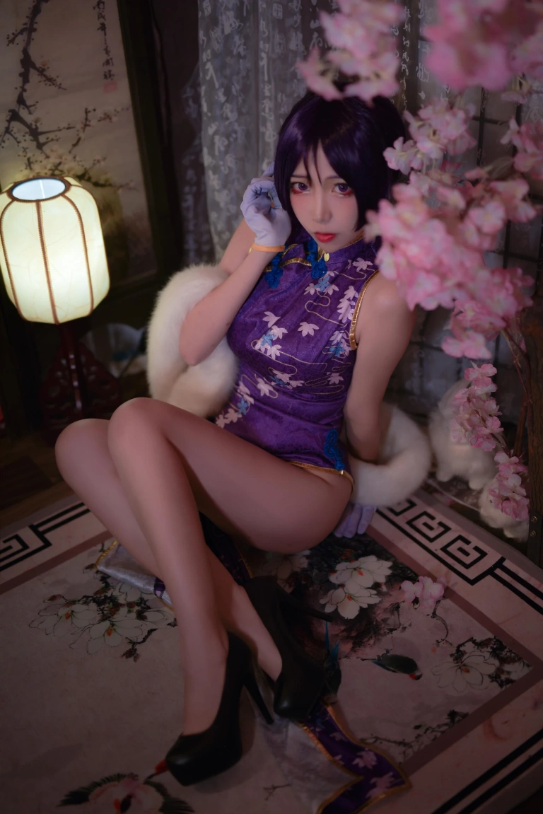 二佐Nisa《旗袍本 Fate奶光旗袍》主题写真：20张全套美图