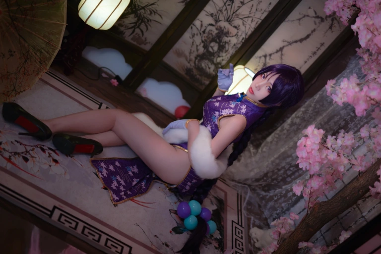 二佐Nisa《旗袍本 Fate奶光旗袍》主题写真：20张全套美图