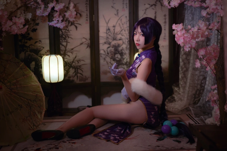 二佐Nisa《旗袍本 Fate奶光旗袍》主题写真：20张全套美图
