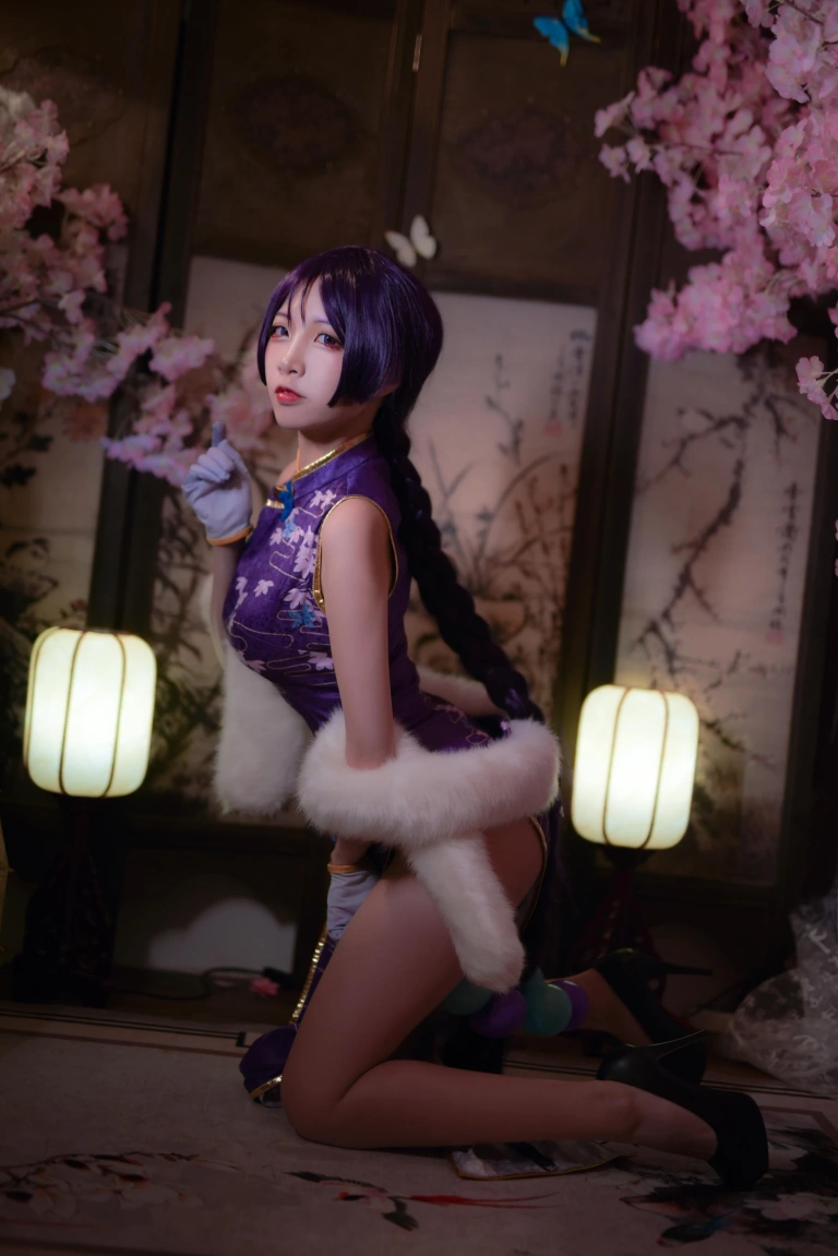 二佐Nisa《旗袍本 Fate奶光旗袍》主题写真：20张全套美图