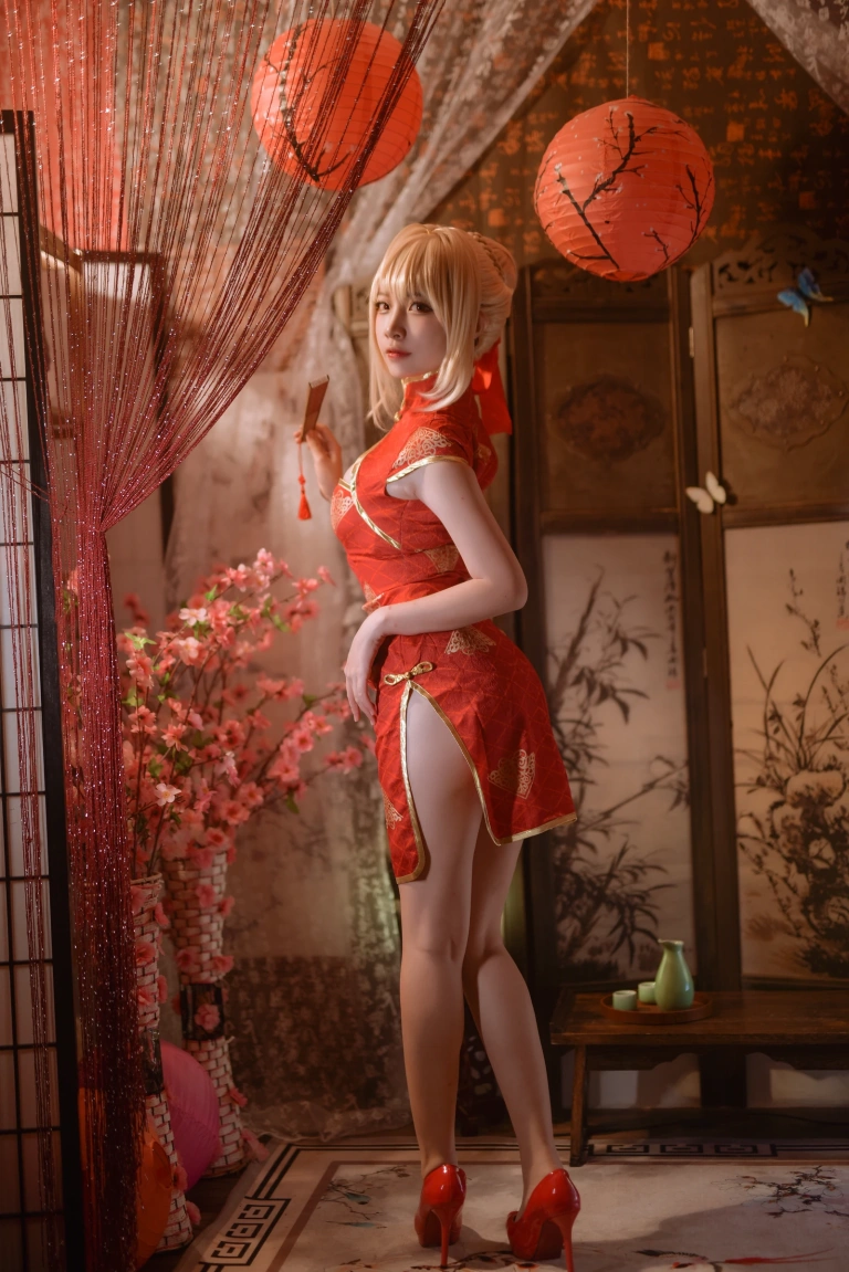 二佐Nisa《旗袍本 Fate尼禄旗袍》主题写真：20张全套美图