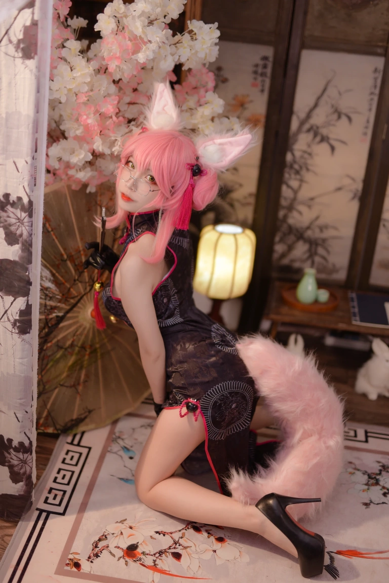 二佐Nisa《旗袍本 Fate旗袍狐》主题写真：28张全套美图