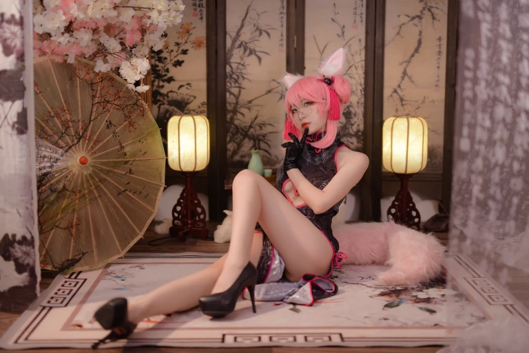 二佐Nisa《旗袍本 Fate旗袍狐》主题写真：28张全套美图