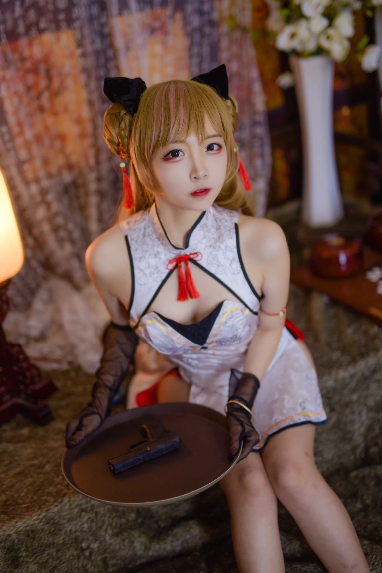 二佐Nisa《旗袍本 少女前线MK23》主题写真：14张全套美图