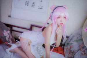 二佐Nisa《旗袍本 索尼子旗袍》主题写真：14张全套美图