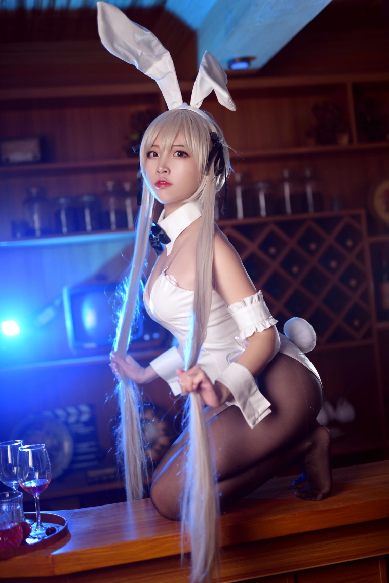 二佐Nisa《穹妹兔女郎》主题写真：17张全套美图