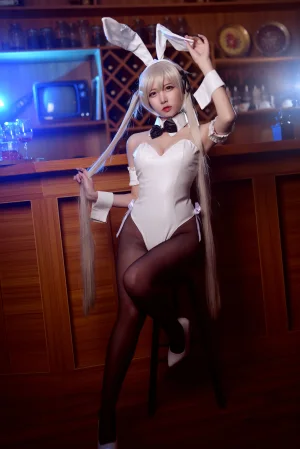 二佐Nisa《穹妹兔女郎》主题写真：17张全套美图