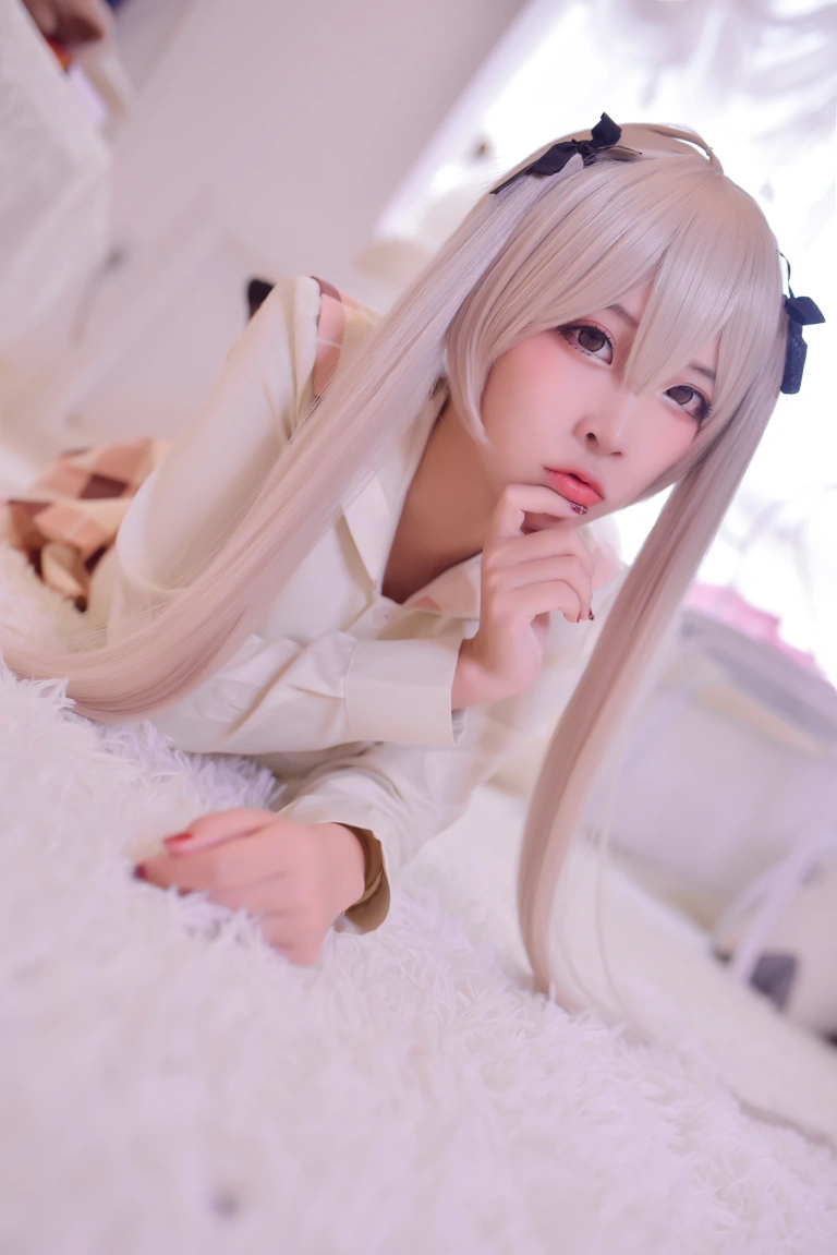 二佐Nisa《穹妹校服》主题写真：46张全套美图