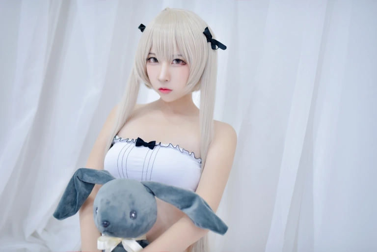 二佐Nisa《穹妹泳衣》主题写真：54张全套美图