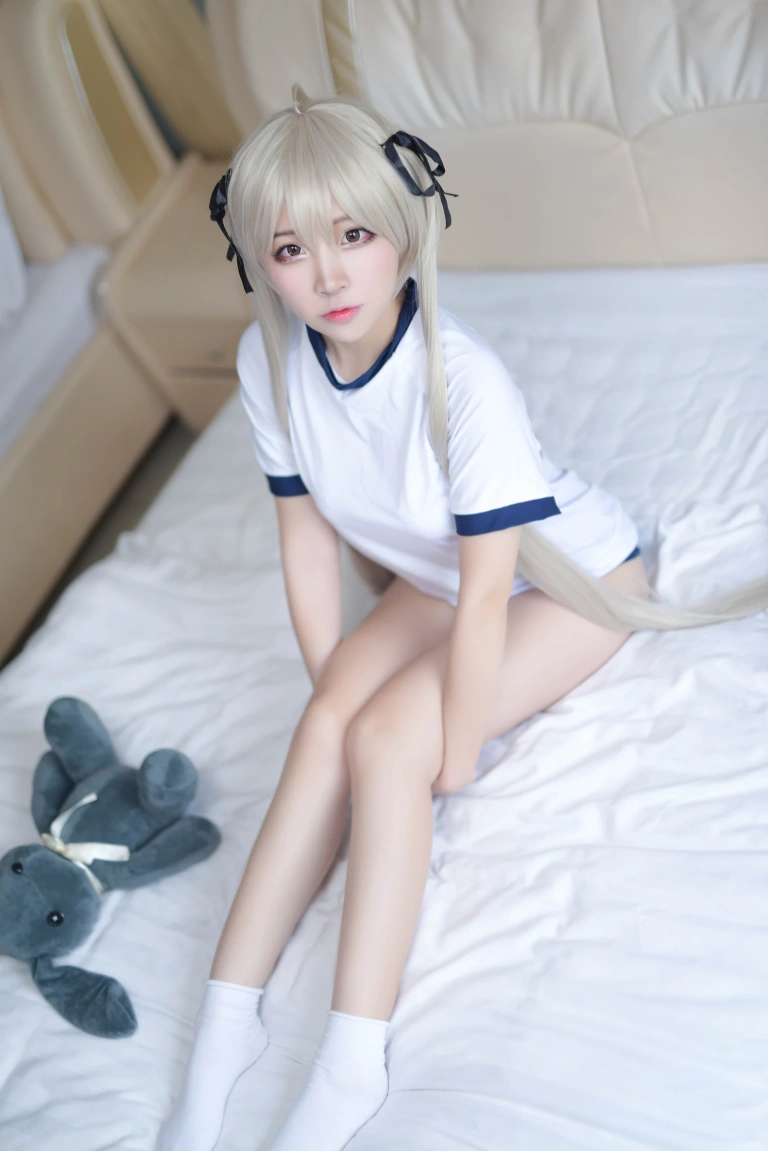 二佐Nisa《穹妹运动服》主题写真：29张全套美图
