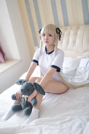 二佐Nisa《穹妹运动服》主题写真：29张全套美图