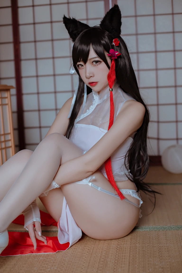 二佐Nisa《犬之眷 碧蓝爱宕旗袍》主题写真：18张全套美图