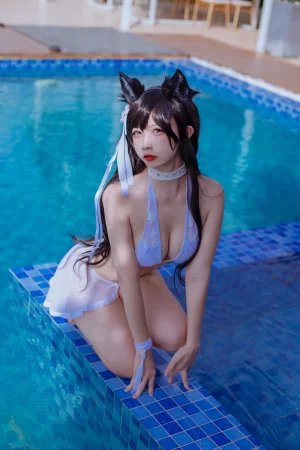 二佐Nisa《犬之眷 碧蓝爱宕泳装》主题写真：18张全套美图