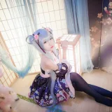二佐Nisa《双马尾》主题写真：17张全套美图