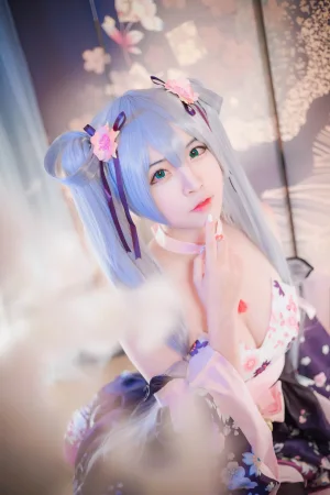 二佐Nisa《双马尾》主题写真：17张全套美图