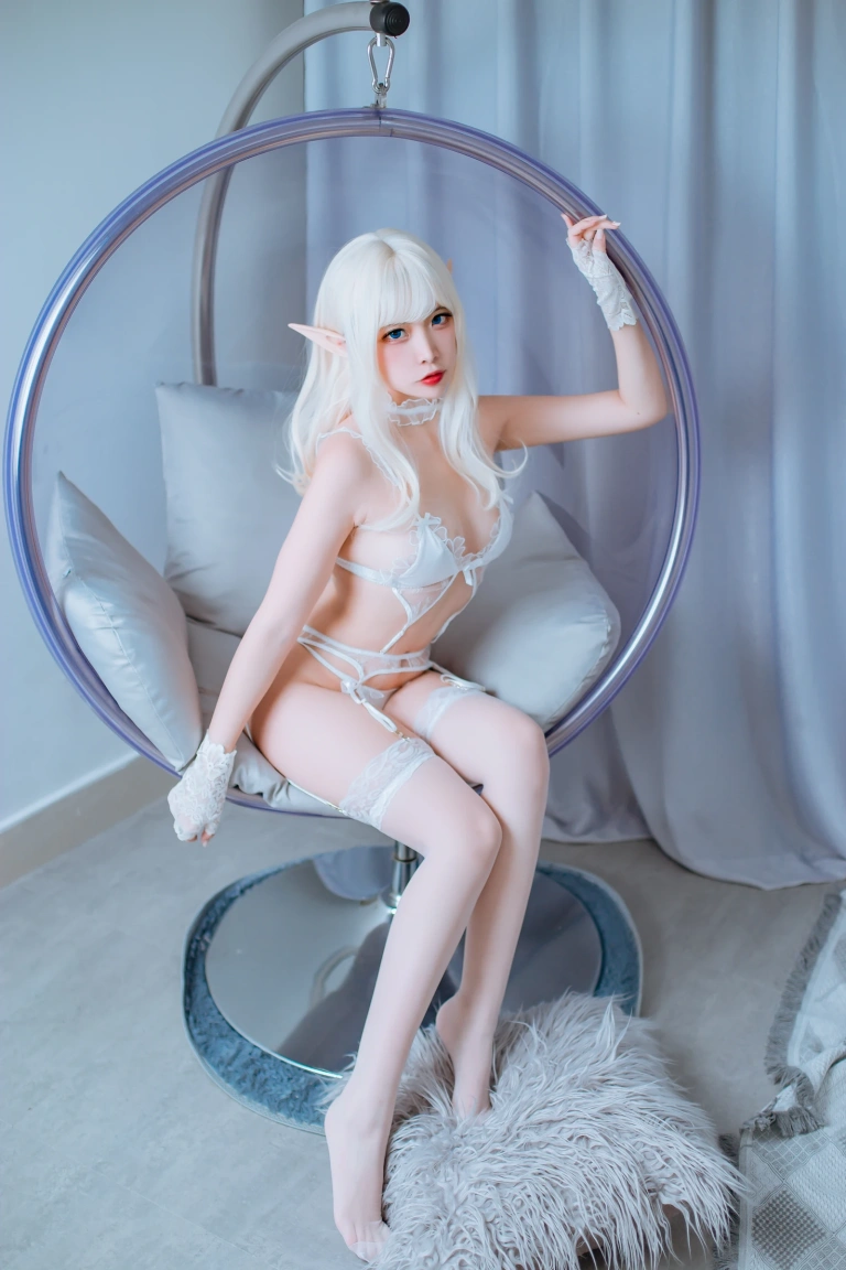 二佐Nisa《私房白精灵》主题写真：31张全套美图