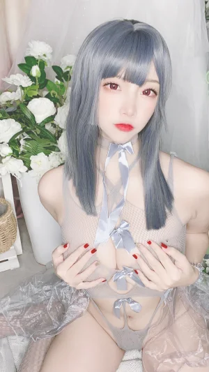 二佐Nisa《私房自拍蓝色网状比基尼》主题写真：38张全套美图