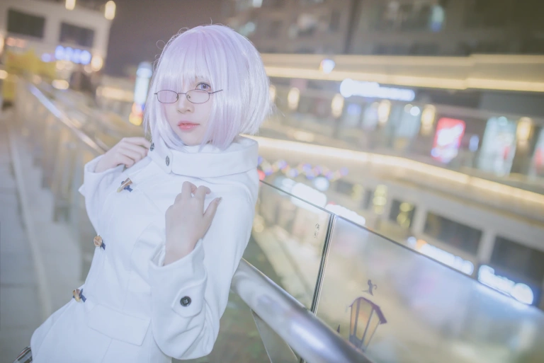 二佐Nisa《外拍》主题写真：13张全套美图