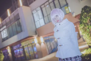 二佐Nisa《外拍》主题写真：13张全套美图