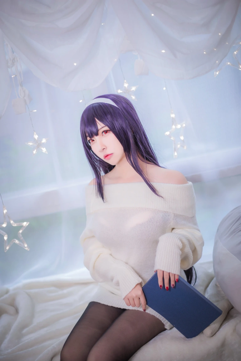 二佐Nisa《霞之丘诗羽学姐毛衣》主题写真：47张全套美图
