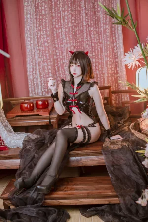 二佐Nisa《中华风小恶魔》主题写真：31张全套美图