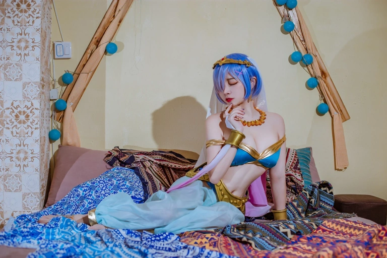 二佐Nisa《蕾姆舞娘》主题写真：9张全套美图
