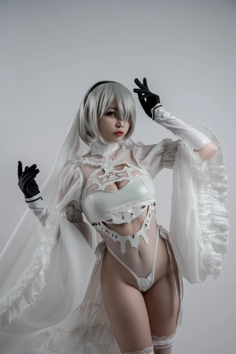 二佐Nisa《2b同人花嫁》主题写真：26张全套美图