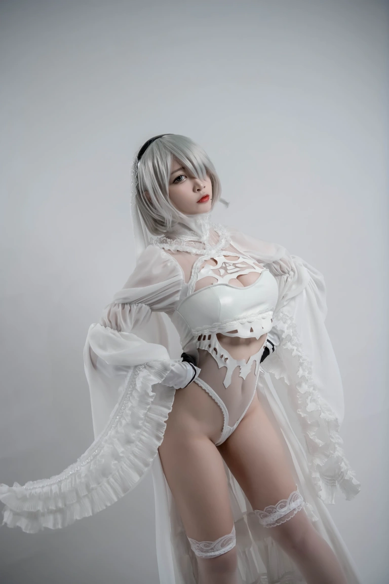 二佐Nisa《2b同人花嫁》主题写真：26张全套美图