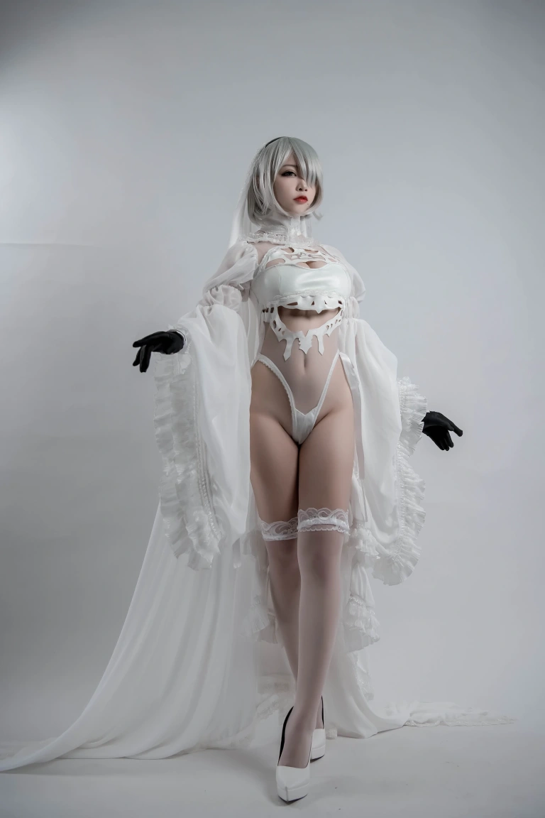 二佐Nisa《2b同人花嫁》主题写真：26张全套美图