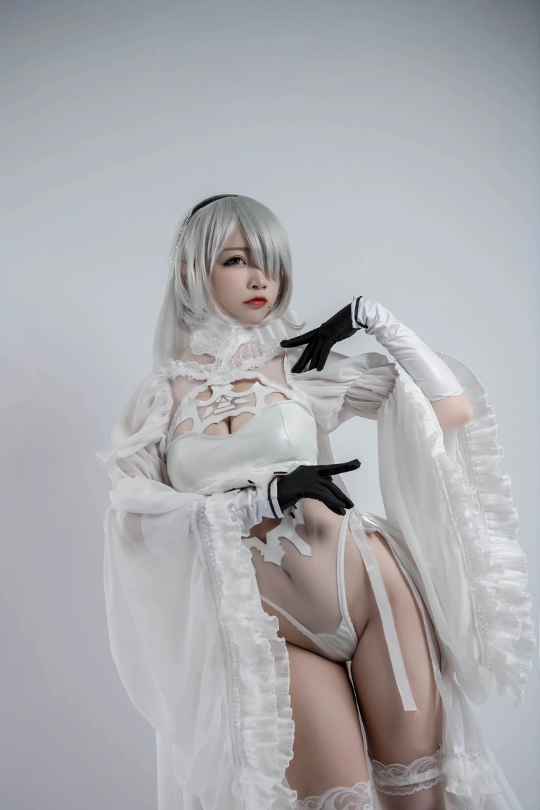 二佐Nisa《2b同人花嫁》主题写真：26张全套美图
