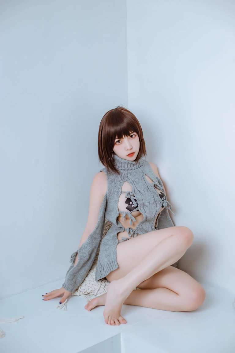 二佐Nisa《私房洞洞毛衣》主题写真：66张全套美图，含2个视频