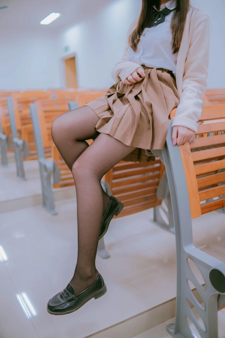 二佐Nisa《JK合集》主题写真：87张全套美图