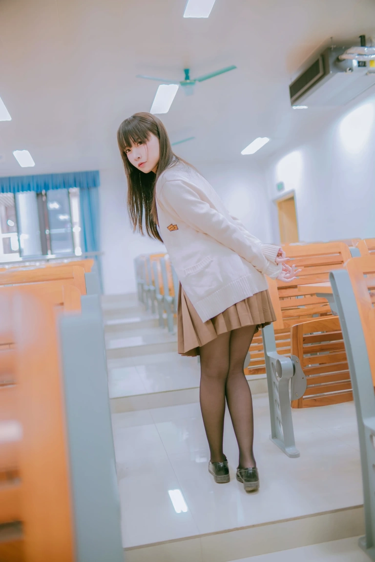 二佐Nisa《JK合集》主题写真：87张全套美图