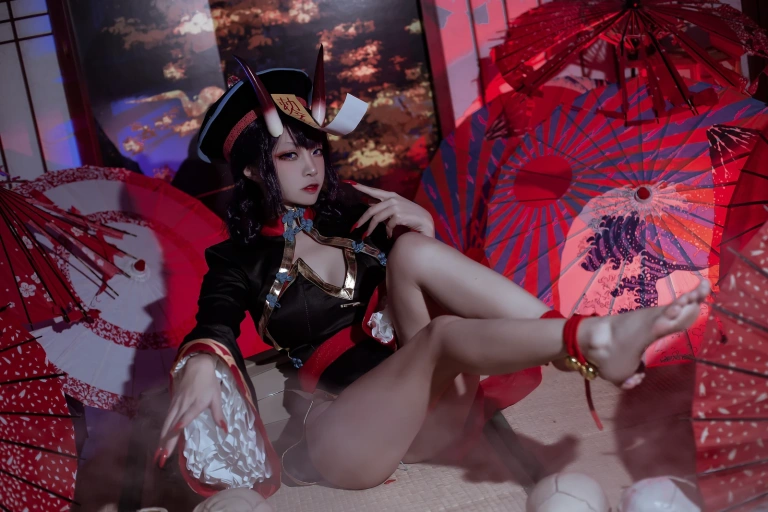 二佐Nisa《酒吞僵尸童子》主题写真：21张全套美图