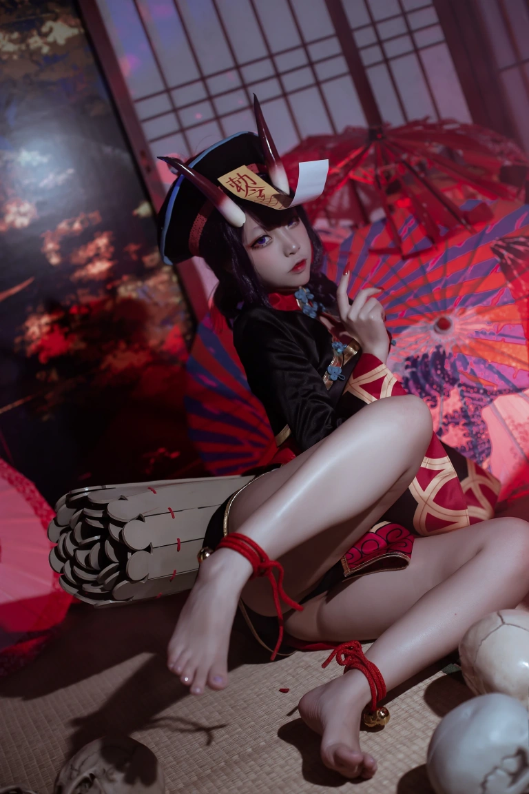二佐Nisa《酒吞僵尸童子》主题写真：21张全套美图