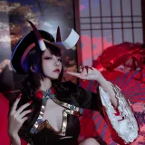 二佐Nisa《酒吞僵尸童子》主题写真：21张全套美图