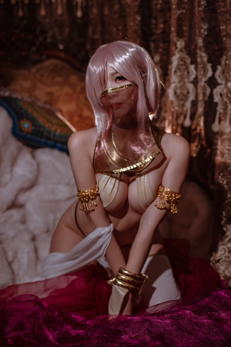 二佐Nisa《Fate玛修舞娘》主题写真：39张全套美图