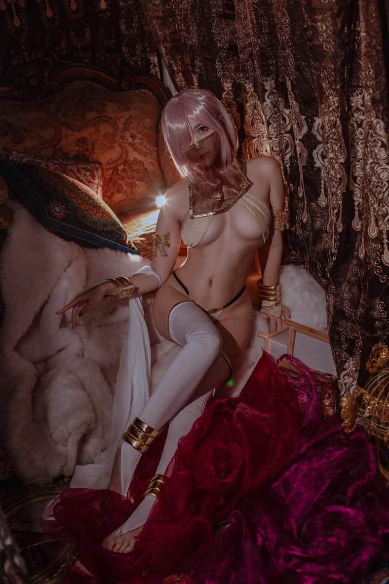 二佐Nisa《Fate玛修舞娘》主题写真：39张全套美图