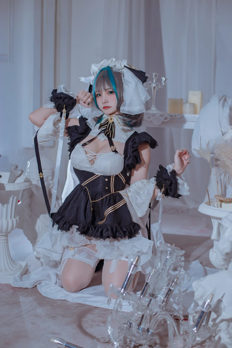 二佐Nisa《碧蓝航线 柴郡》主题写真：30张全套美图