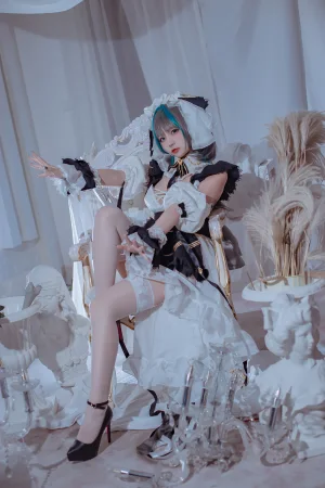 二佐Nisa《碧蓝航线 柴郡》主题写真：30张全套美图