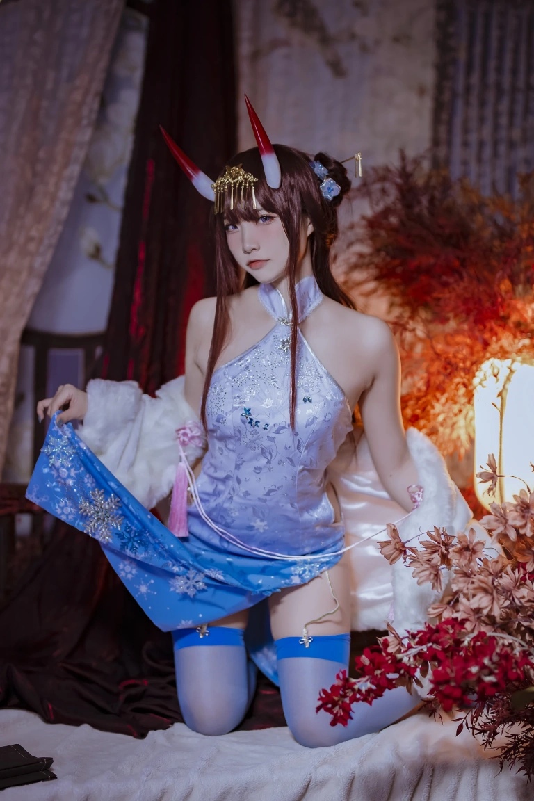 二佐Nisa《碧蓝航线 能代旗袍》主题写真：18张全套美图