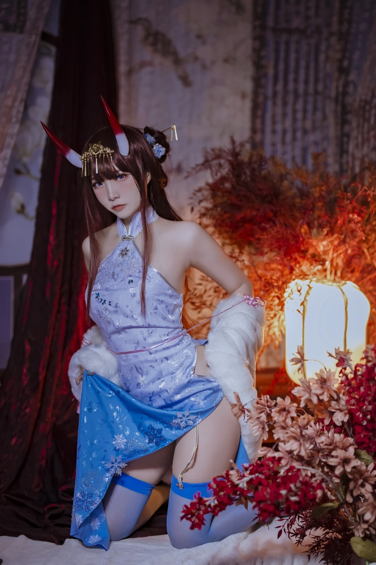 二佐Nisa《碧蓝航线 能代旗袍》主题写真：18张全套美图