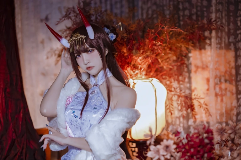 二佐Nisa《碧蓝航线 能代旗袍》主题写真：18张全套美图