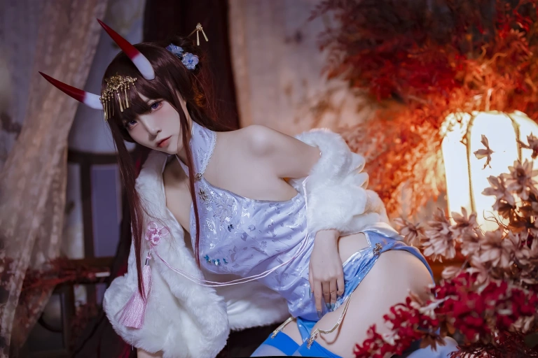 二佐Nisa《碧蓝航线 能代旗袍》主题写真：18张全套美图
