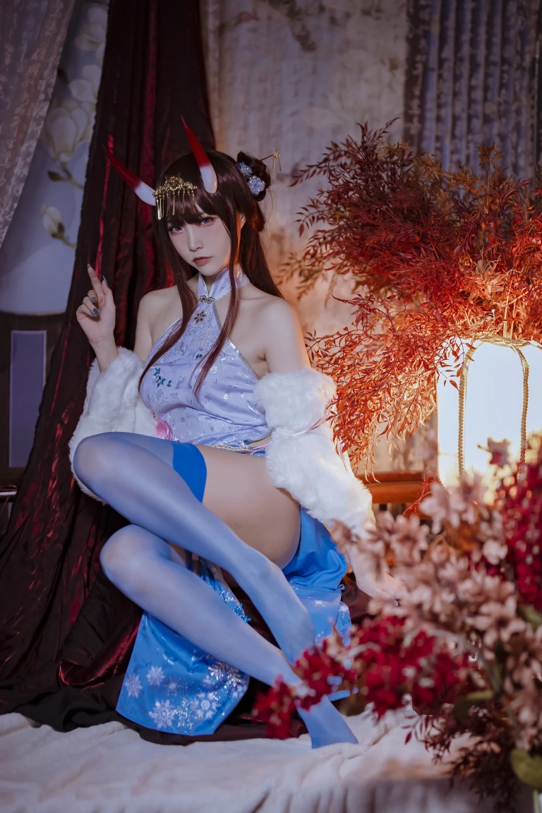 二佐Nisa《碧蓝航线 能代旗袍》主题写真：18张全套美图
