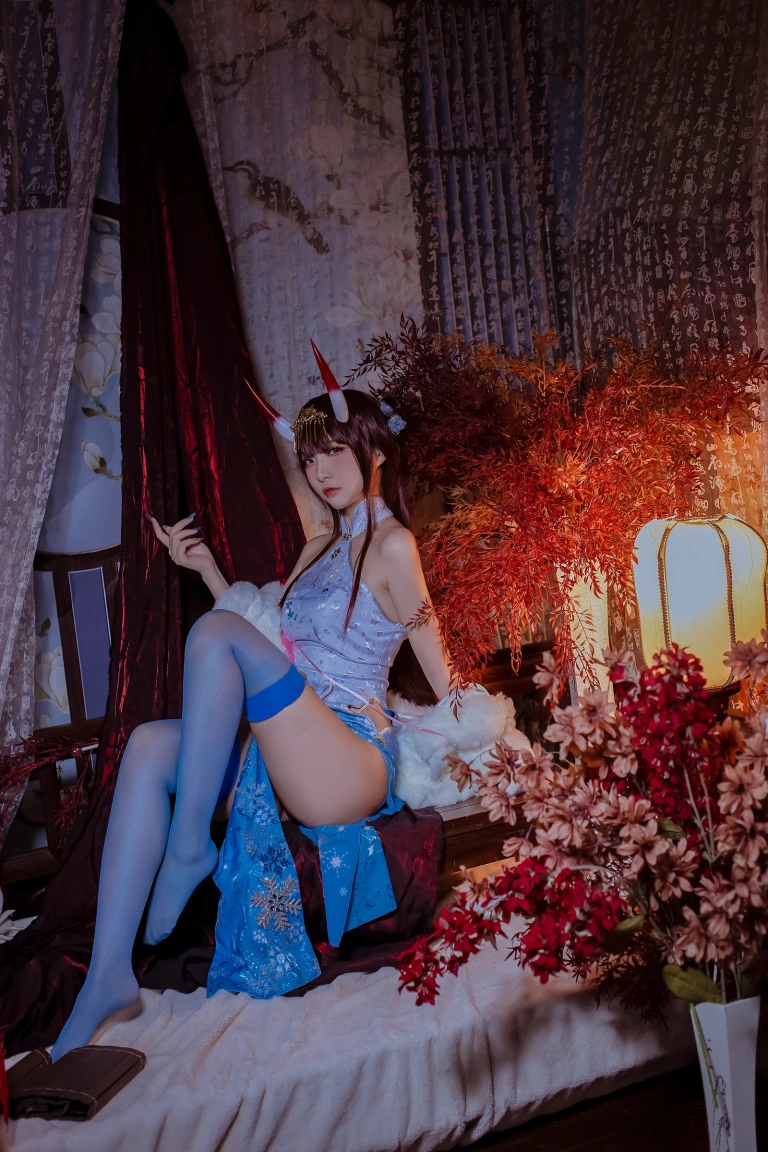 二佐Nisa《碧蓝航线 能代旗袍》主题写真：18张全套美图