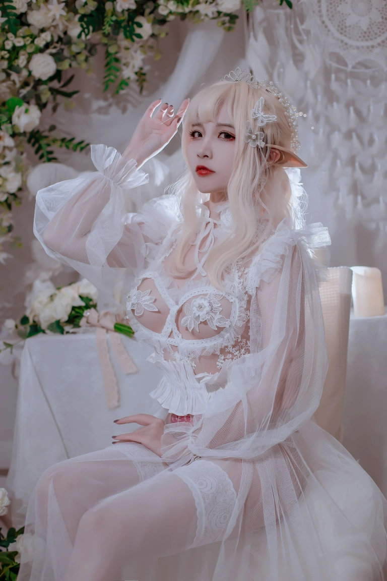 二佐Nisa《私房精灵公主》主题写真：60张全套美图